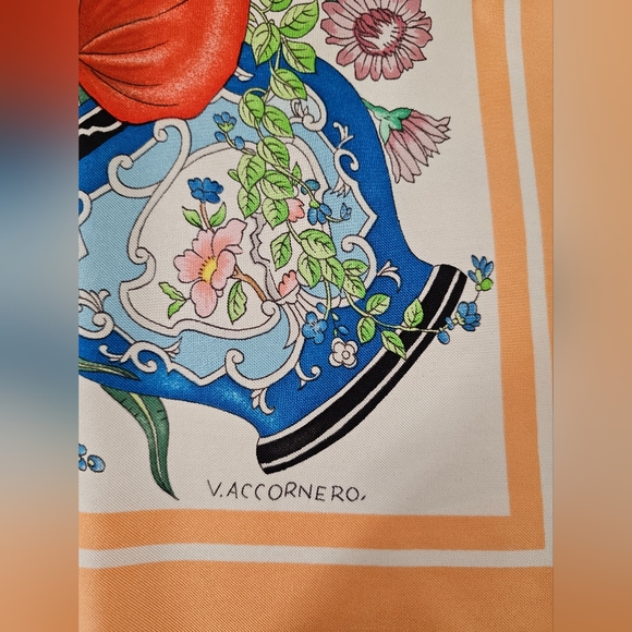 Gucci Silk Scarf - Picture 5 of 6